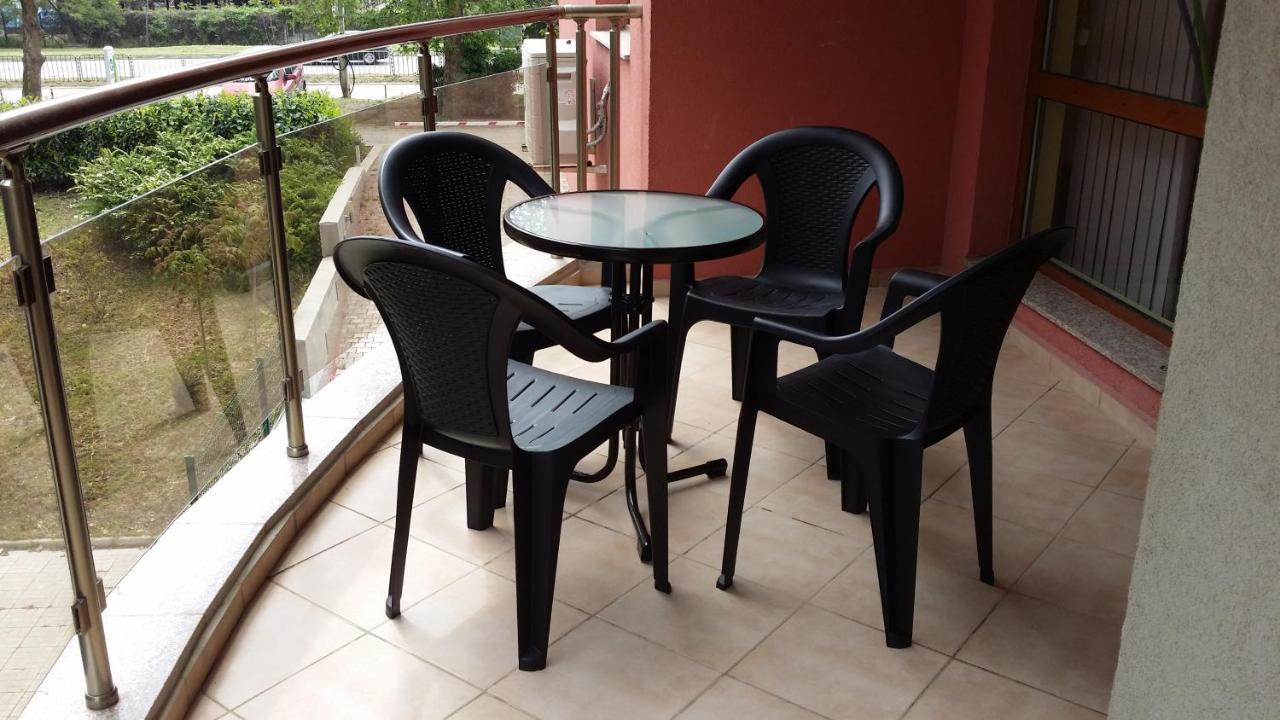 Black Sea Brееze Apartment Varna Dış mekan fotoğraf