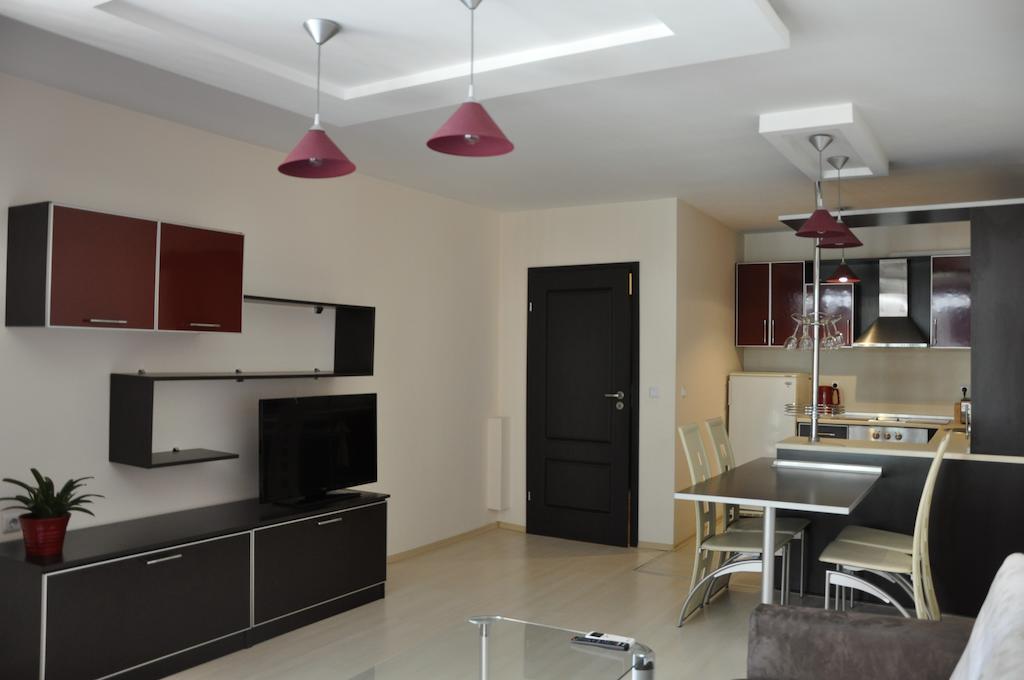 Black Sea Brееze Apartment Varna Oda fotoğraf
